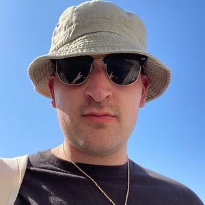 Meet your Posher, Conor